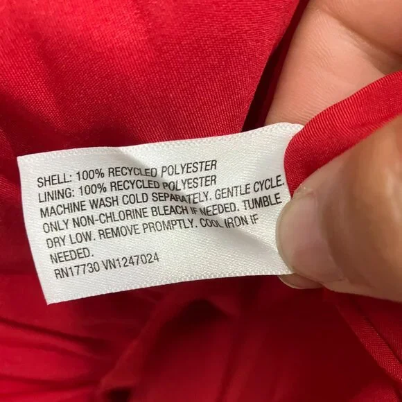 NWT A New Day Women's Size 1X Red Bubble Hem Midweight Woven A-Line Mini Skirt - Picture 6 of 12